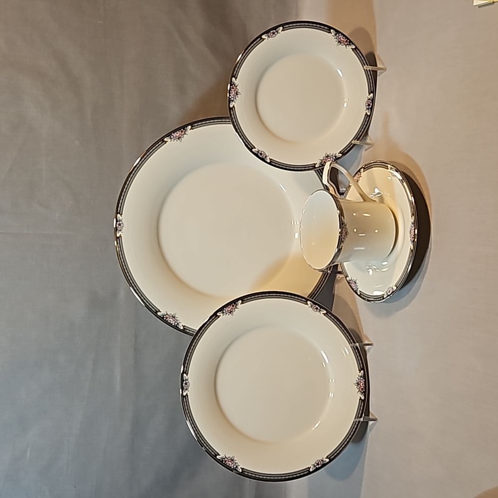 NOS Noritake Halifax 7729 5 Piece Place Setting NEW